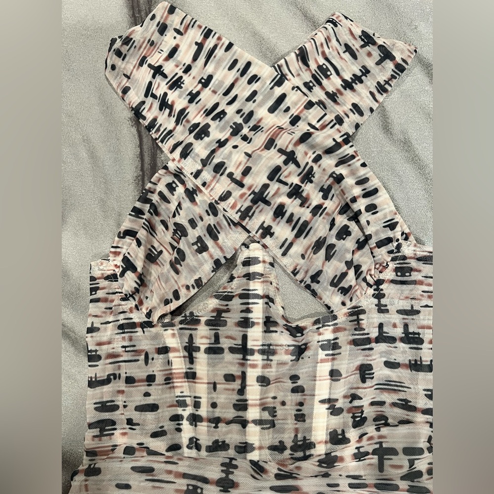 Heiress Beverly Hills Dress - Picture 5 of 5